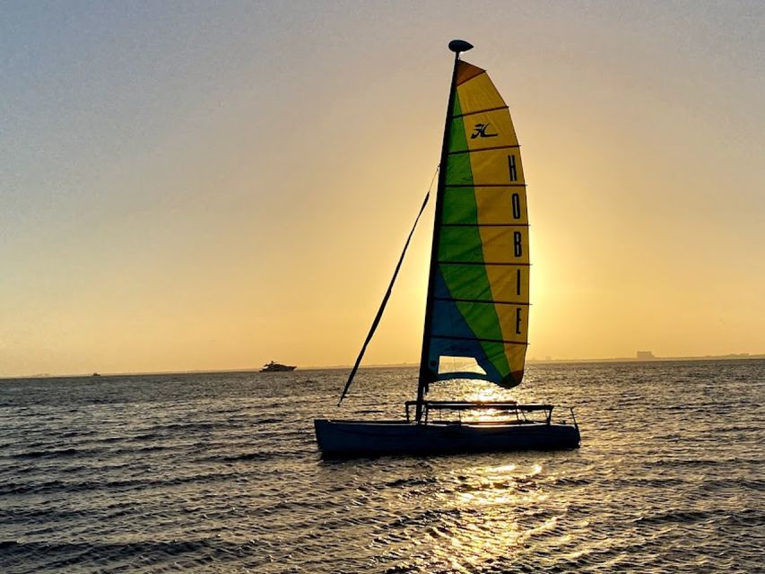 Miami: Intimate Sailing in Biscayne Bay W/ Food and Drinks - Sailing Tour Details