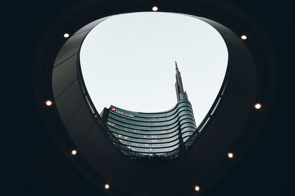 Milan: Private Porta Nuova Walking Tour With Food Tasting - Highlights of the Porta Nuova Area