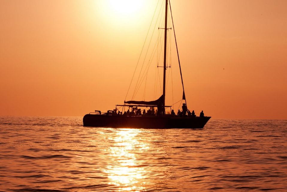 Montego Bay: Reggae Sunset Catamaran Cruise - Inclusions and Amenities