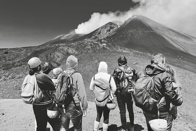 Mount Etna Excursion up to 3000 Meters, Including a 4x4 Cable Car and a Trekking Activity - Whats Included in the Excursion