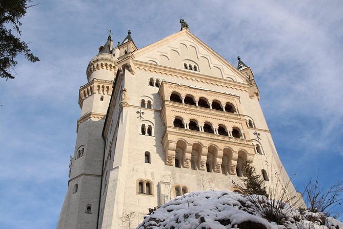 Neuschwanstein Castle Tour With Skip the Line From Hohenschwangau - Tour Highlights and Inclusions