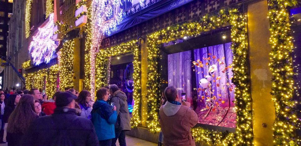 New York City: Holiday Lights Extravaganza Walking Tour - Tour Inclusions