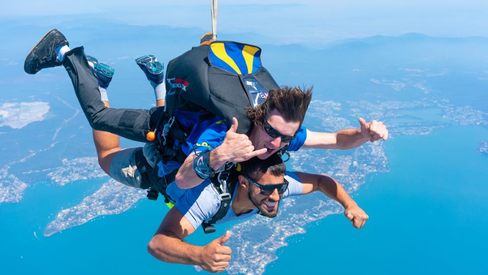 Newcastle: Tandem Beach Skydive With Optional Transfers - Experience Highlights