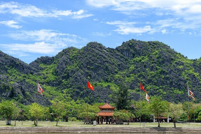 Ninh Binh Daily Tour: Hoa Lu - Mua Cave - Tam Coc - Bike - Swimming With Sunset Party - Transportation and Pickup