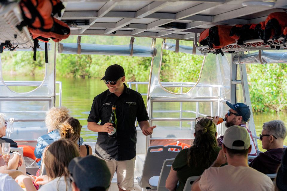 Noosa: Afternoon Cruise Through the Noosa Everglades - Experience