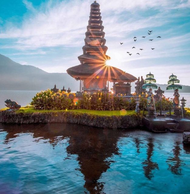 North Bali: Sekumpul Waterfall and Ulun Danu Temple Tour - Itinerary Highlights