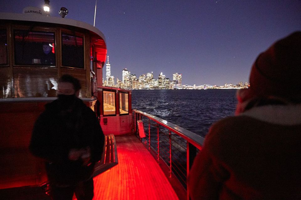 Nyc: City Lights Yacht Cruise With Drink Included - Comfortable Seating in Grand Salon