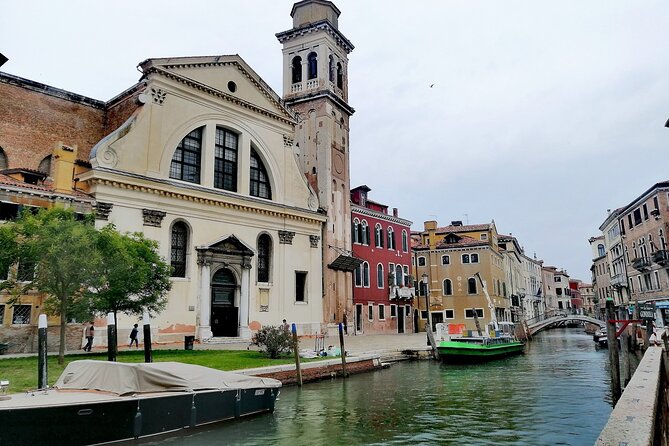 Off the Beaten Path Walk in Venice - Meeting and Pickup Details