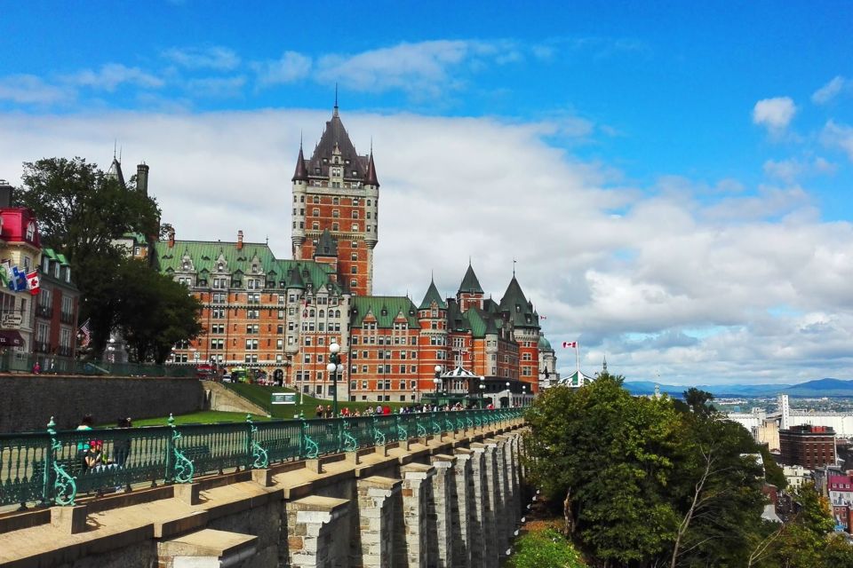 Old Quebec: First Discovery Walk and Reading Walking Tour - Highlights to Explore