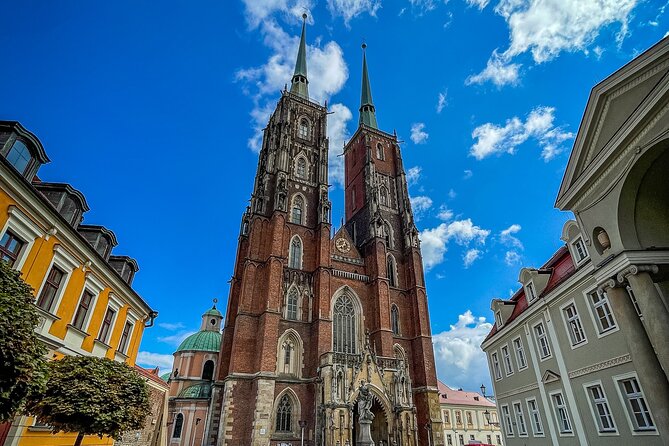 Old Town Wrocław Walking Tour - Exploring Wroclaws Highlights