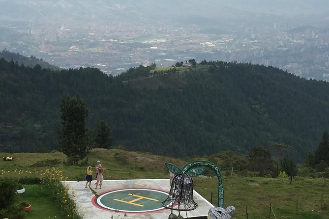 Pablo Escobar and Comuna 13 Small-Group Half-Day Tour - Key Highlights