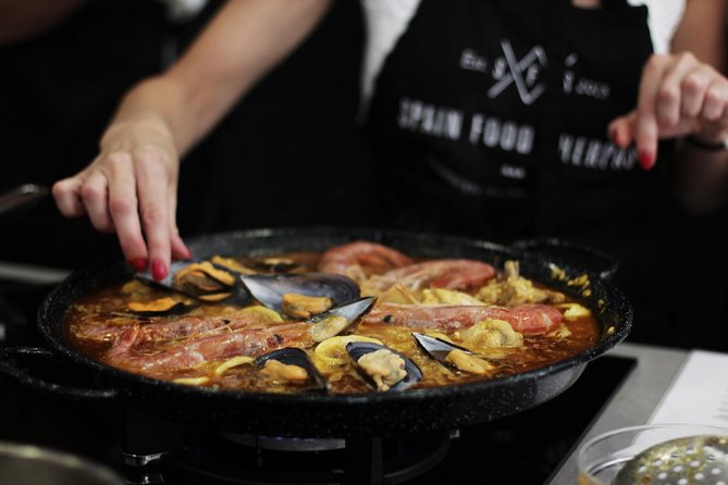 Paella Cooking Class in Malaga - Inclusions in the Experience