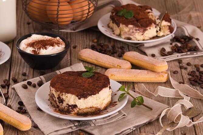 Pasta and Tiramisu Cooking Class in Rome, Piazza Navona - Meeting Point and Arrival Time