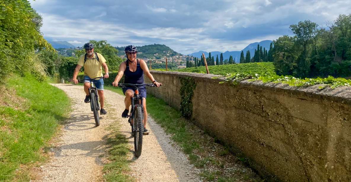 Pastrengo: E-Bike Tour and Wine Tasting in the Castle - Adventure on Electric Bicycles