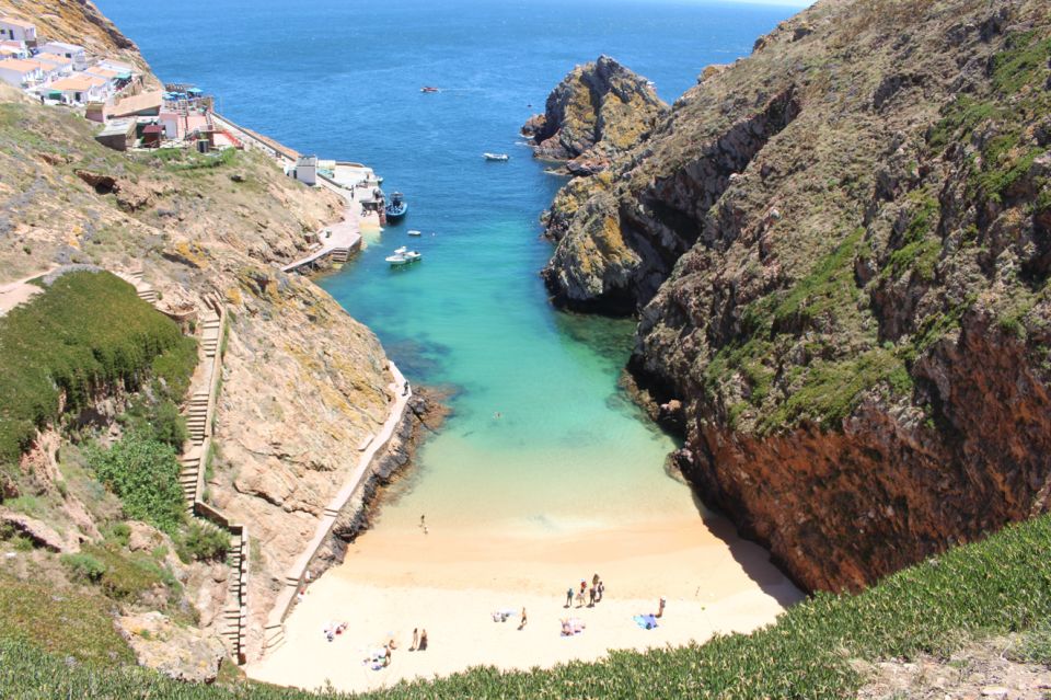 Peniche: Berlenga Island and Cave Tour - Experience the Tour