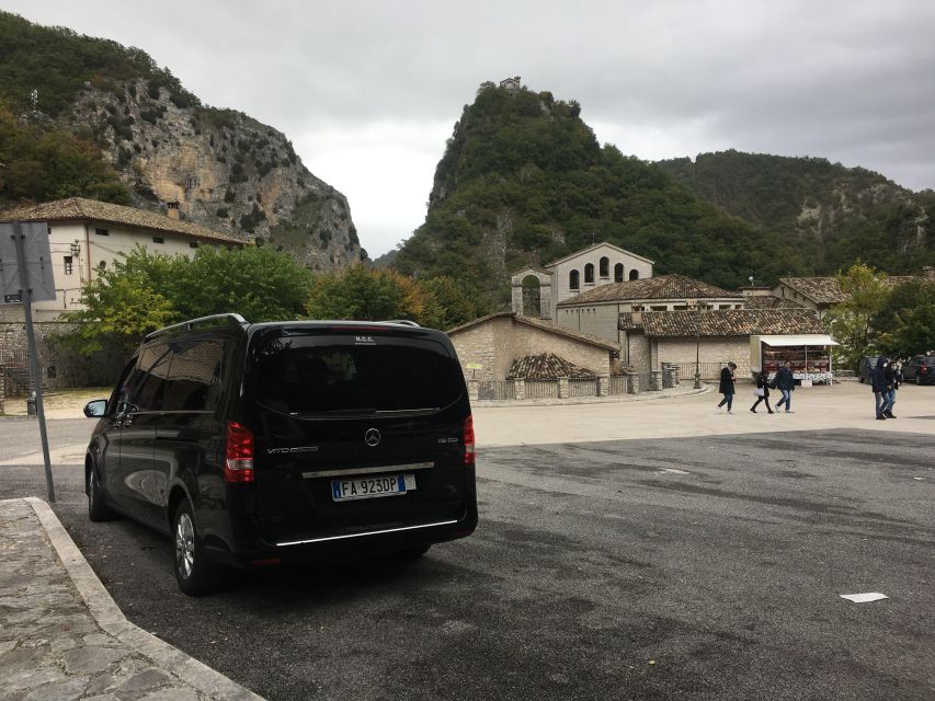 Perugias Airport Transfer to Siena Arezzo by Car or Vans - Shuttle Service to Siena and Arezzo