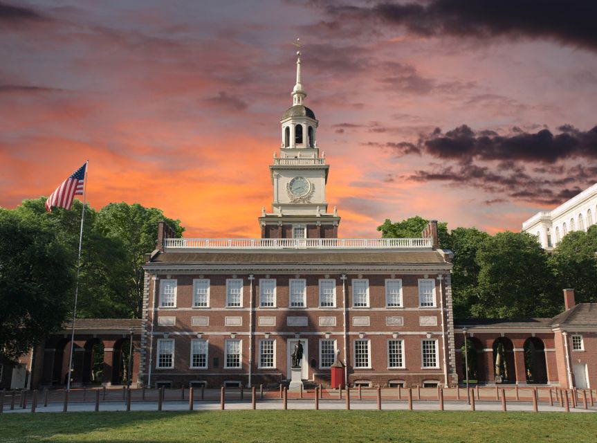 Philadelphia: Phantoms of the Founding Fathers Walking Tour - Eerie Historical Locations