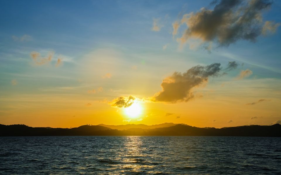 Phuket: Sunset Dinner in Phang Nga Bay by Big Boat - Inclusions