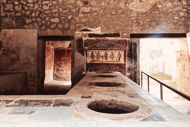 Pompeii Small Group With an Archaeologist and Skip the Line - Whats Included