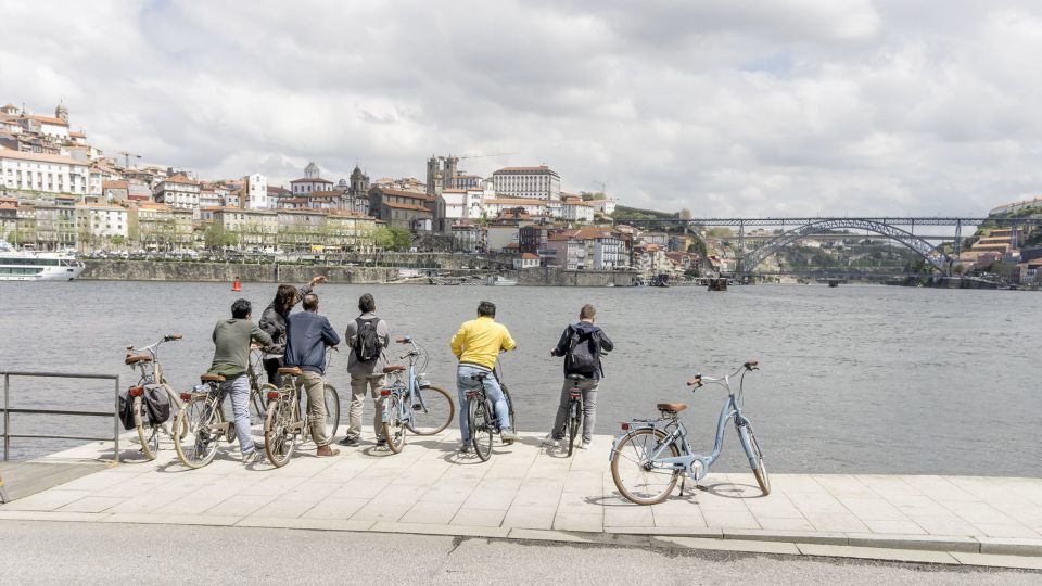 Porto: 3-Hour Bike Tour - Bike Paths in City Park