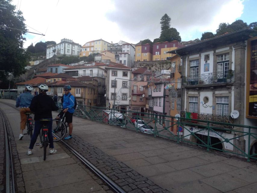 Porto: 3-Hour Old Town and Riverside Bike Guided Tour - Whats Included