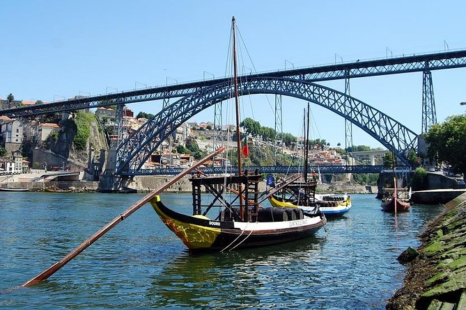 Porto City Tour Full Day: River Cruise, Wine Cellars & Lunch - Sightseeing Cruise on Douro River