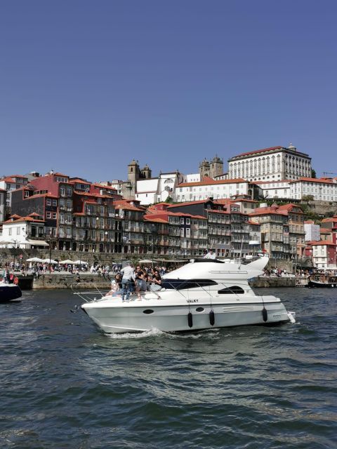 Porto: Luxury Yacht Tour of the 6 Bridges and Douro Estuary - Highlights of the Tour