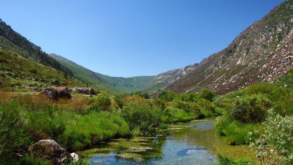 Porto: Serra Da Estrela Private Tour - Exploring Charming Mountain Villages