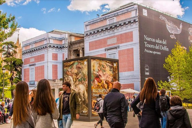 Prado Museum Guided Tour With Skip-The-Line & Optional Tapas - Tour Guide Expertise