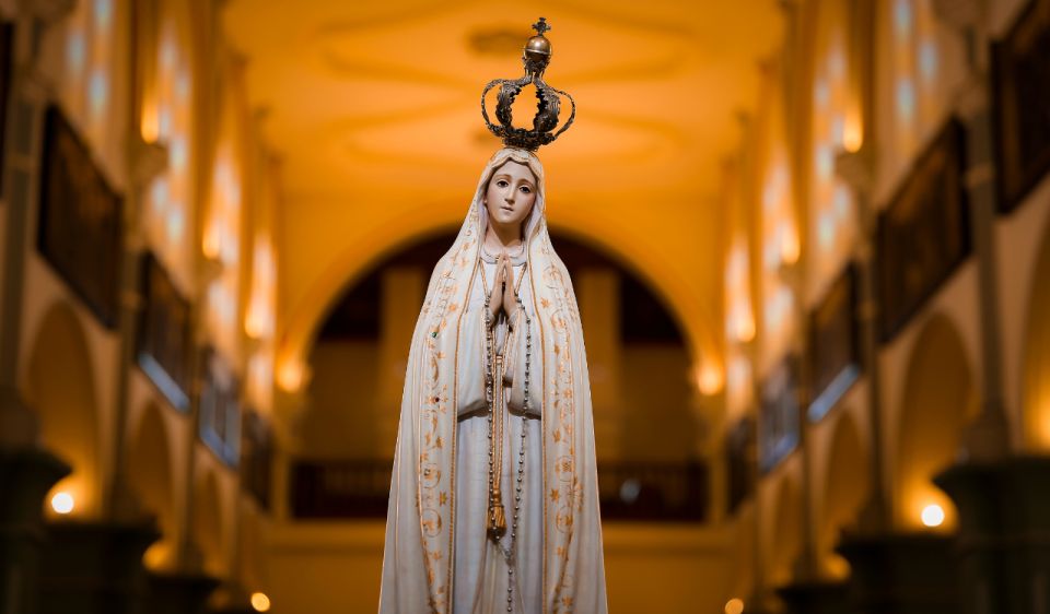 Private 6-Hour Tour of Fatima From Porto With Hotel Pick up - Spiritual Depth of Fatima