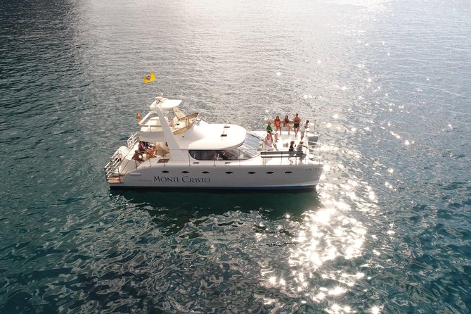 Private Catamaran Charter With Transfer, Buffet and Snorkeling - Inclusions and Amenities