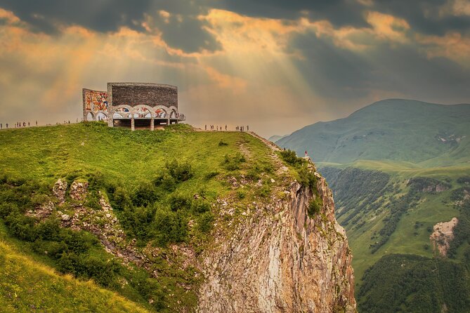 Private Day Tour to Kazbegi and Gudauri - Tour Conditions and Requirements