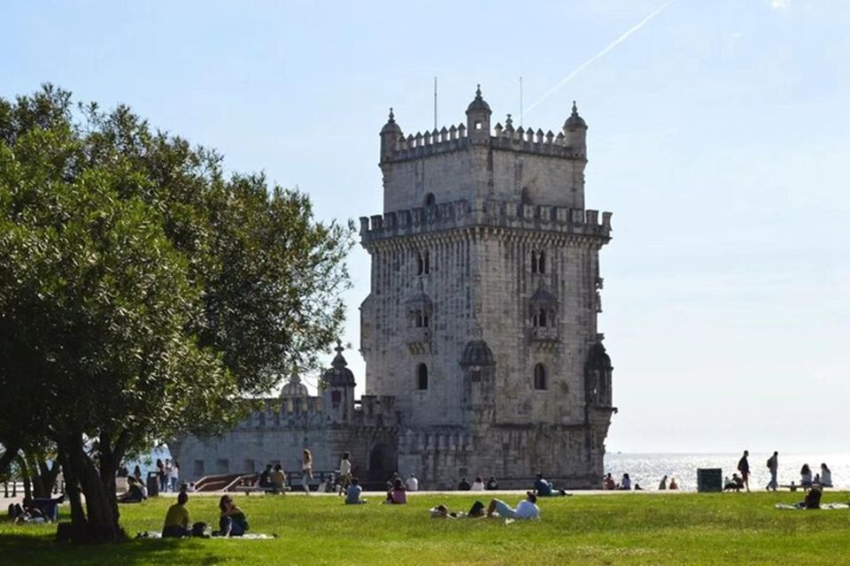 Private Full-Day Tour to Lisbon - Pickup and Drop-off