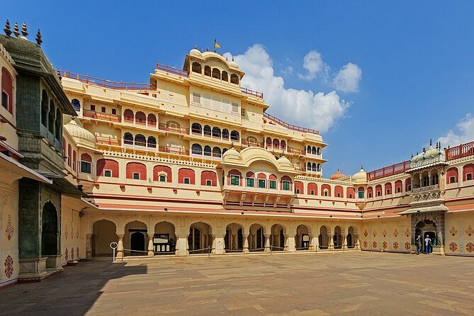 Private Jaipur Pink City Tour by Car & Driver With a Tour Guide - Private Transport and Pickup Options