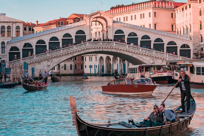 Private Secret Venice Tour; Rialto Market, San Polo & Food and Wine Tasting - Exploring the Rialto Market