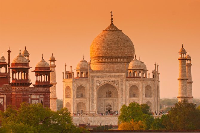 Private Taj Mahal And Agra Fort Tour All Including With Lunch - Vehicle Details