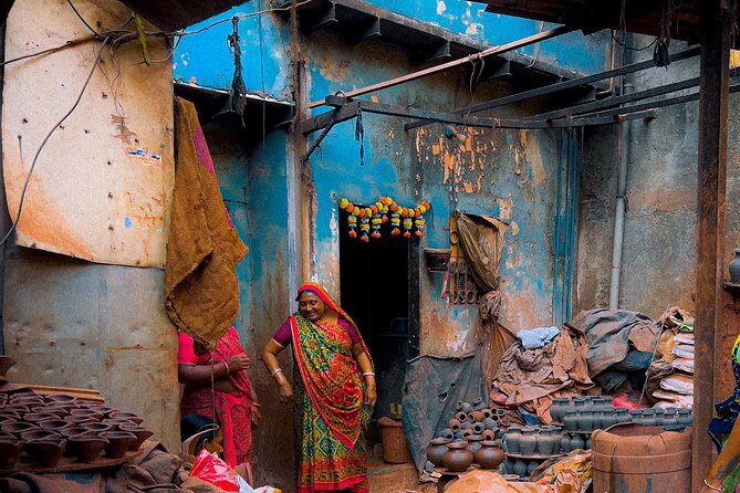 Private Tour in Mumbai Slum With Sightseeing - Dharavi Slum Exploration