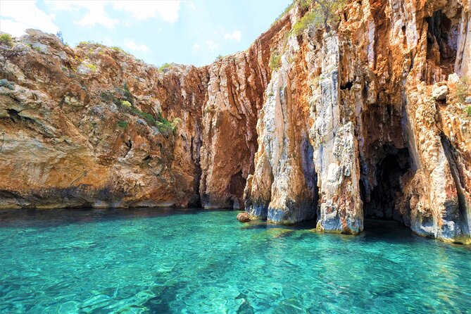 Private Tour of Red Rocks, Pakleni Islands and Hvars Southern Beaches - Meeting Point and Pickup