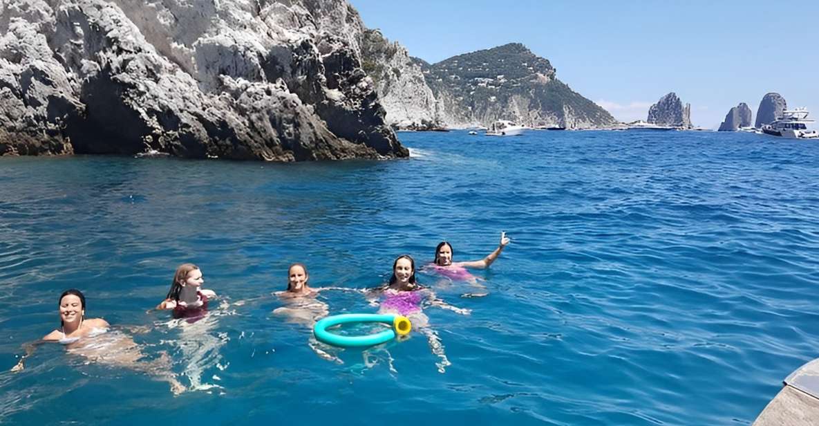 Private Tour of the Island of Capri by Classic Gozzo Boat 3H - Itinerary and Highlights