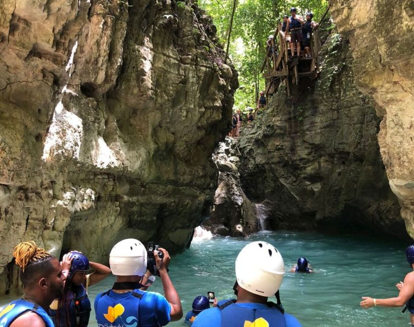 Puerto Plata: Jeep Safari and Damajagua Waterfalls Tour - Tropical Rainforest Exploration