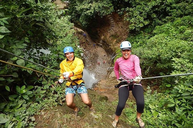 Pure Trek Canyoning and Waterfall Rappelling Tour in La Fortuna - Tour Inclusions and Amenities
