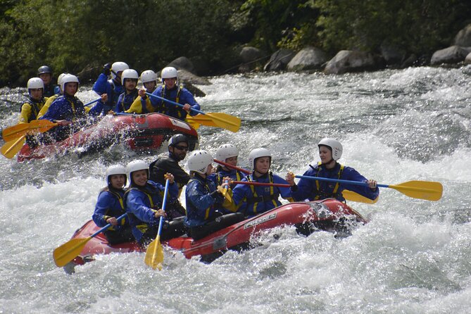 Rafting the Sesia - Paddle and Navigate Safely