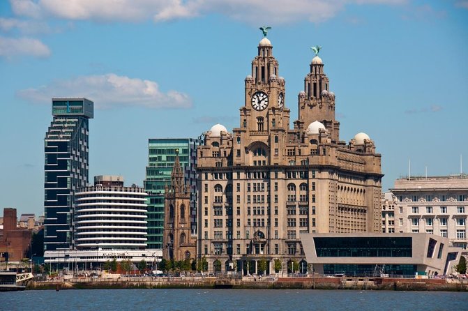 Reel Tours: Liverpool Film Location Walking Tour - Tour Duration and Distance