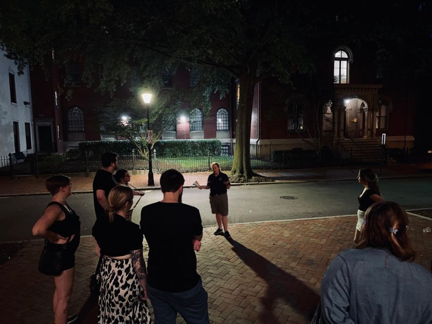 Richmond: Court End Walking Ghost Tour - Architectural Mysteries