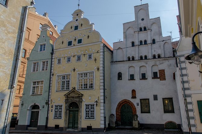 Riga Old Town Walking Tour - Meeting and End Point