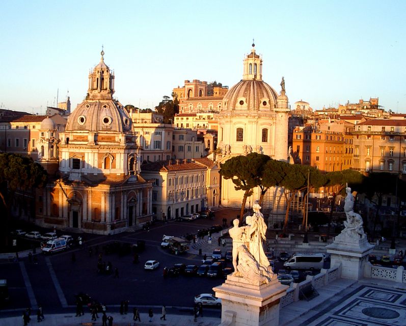 Rome: Small Group Walking Tour With Gelato - Itinerary and Highlights