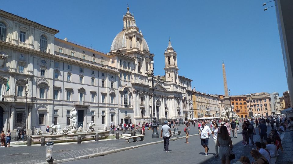 Rome: Squares and Fountains Guided Walking Tour - Duration and Languages