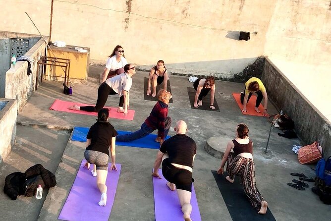 Roof Top Yoga Class in Jaipur With Transportation Facility - Inclusions and Amenities
