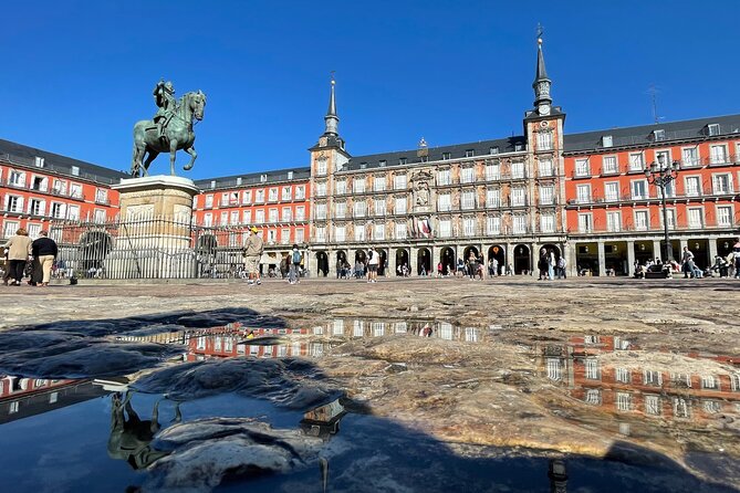 Royal Palace of Madrid Small Group Skip the Line Ticket - Small-group Walking Tour