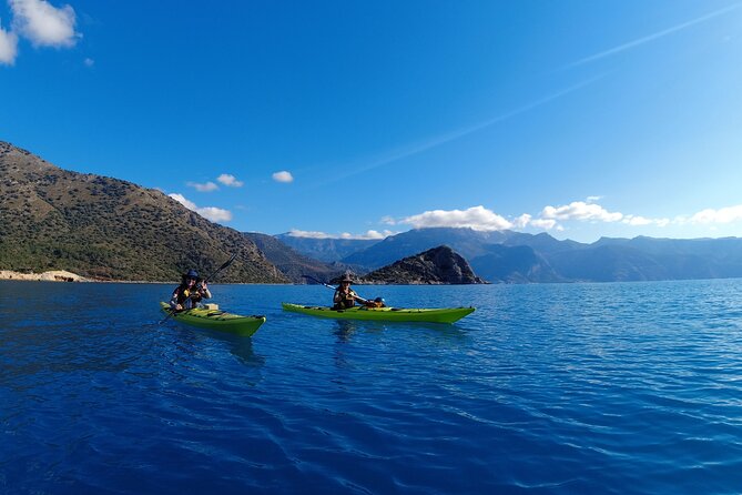 Saint Nicholas Island Sea Kayaking Tour - Meeting and Pickup